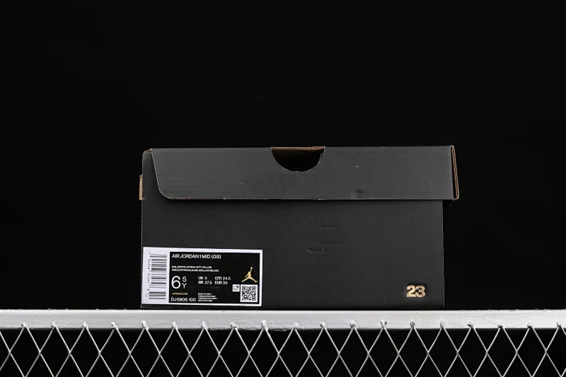 All categories Air Jordan Jordan series basketball shoes Air Jordan 1 Mid Air Jordan 1 Mid AJ1 Joe 1 color stitching mid-top basketball shoes DJ6908-100